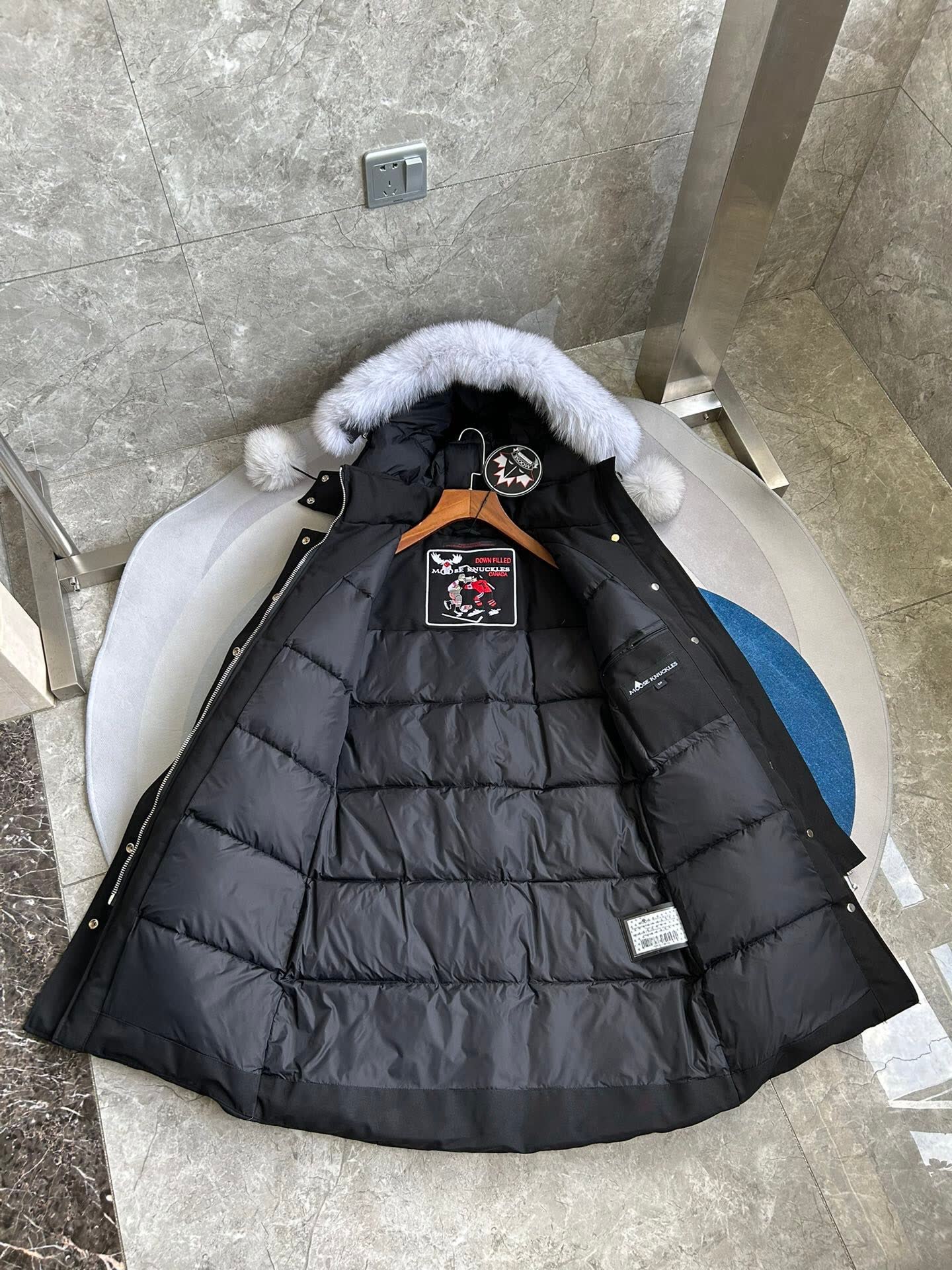 Moose Knuckles Stirling Parka J01 Moose Knuckles Stirling Parka J01